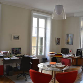 Bureau privé 31 m² 6 postes Location bureau Rue Santeuil Nantes 44000 - photo 1